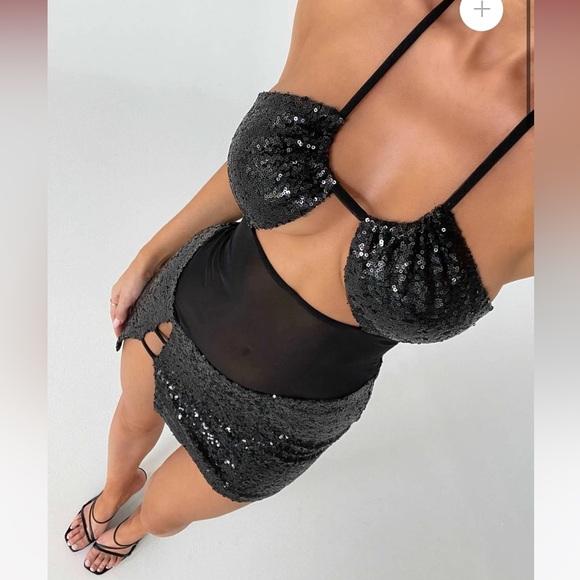 Brand New OUTCAST Dress🖤 - Picture 2 of 2